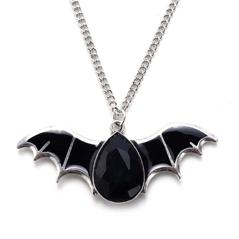 Gothic Bat Gem Necklace (Black)
